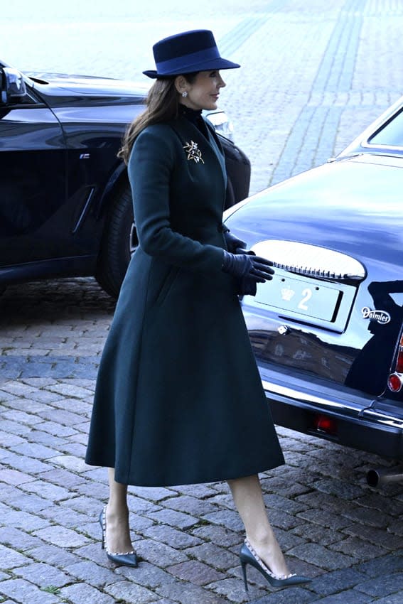 Las danesas se han enamorado de estos abrigos de pelo baratos y elegantes