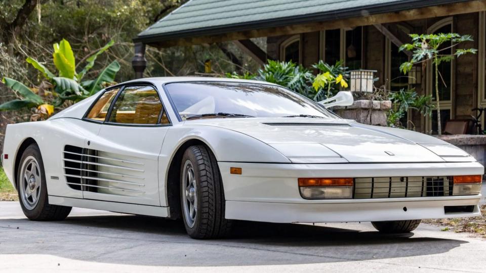 Grab This 1986 Ferrari Testarossa Before It’s Gone