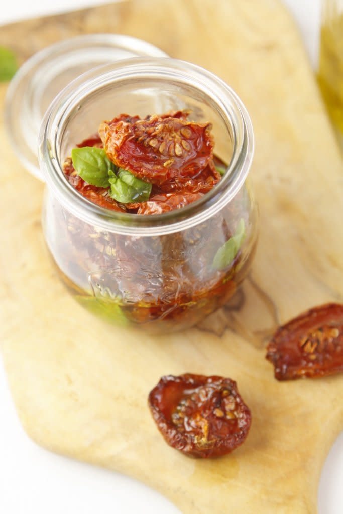 <strong>Get the <a href="http://www.bellalimento.com/2014/04/01/oven-roasted-preserved-tomatoes/" target="_blank">Oven-Roasted Preserved Tomatoes recipe</a> from Bell'alimento</strong>