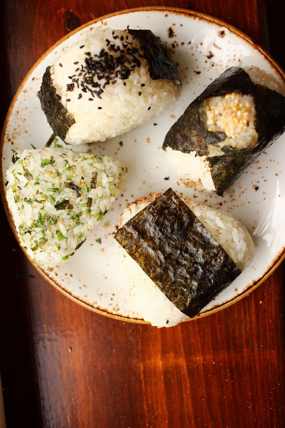 onigiri on a plate