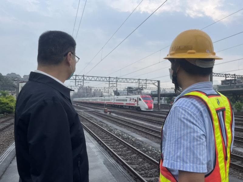 中秋連假首日疏運順暢　臺鐵局加強防疫