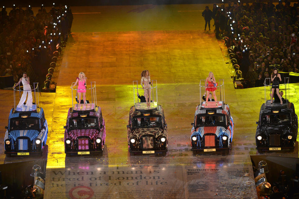 LONDON, ENGLAND - AUGUST 12: Melanie Chisholm, Emma Bunton, Melanie Brown, Geri Halliwell and Victoria Beckham of The Spice Girls perform during the Closing Ceremony on Day 16 of the London 2012 Olympic Games at Olympic Stadium on August 12, 2012 in London, England. (Photo by Stu Forster/Getty Images)