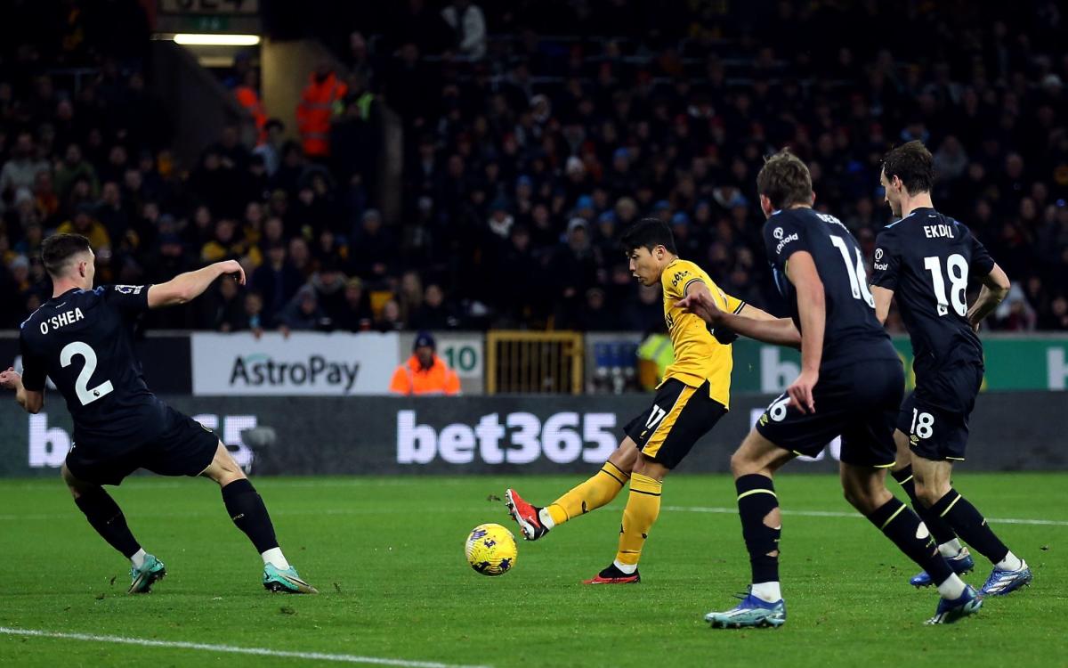 Premier League: Hwang Hee-chan Accepts Burnley Gift as Wolves Win 1-0 -  News18