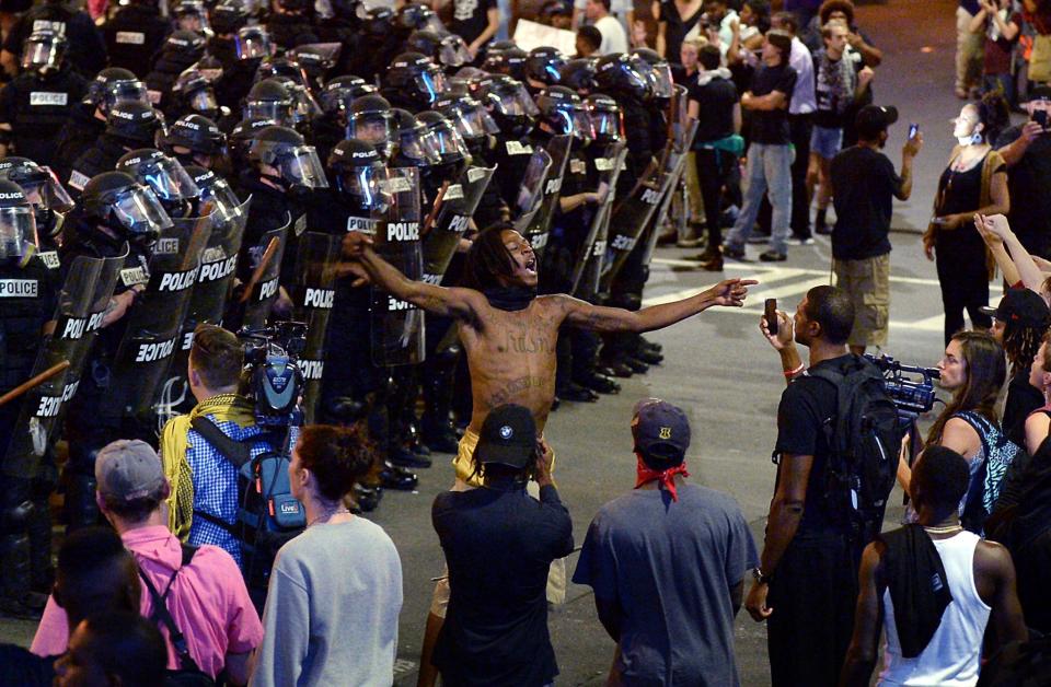 Protests erupt after deadly police shooting in Charlotte, N.C