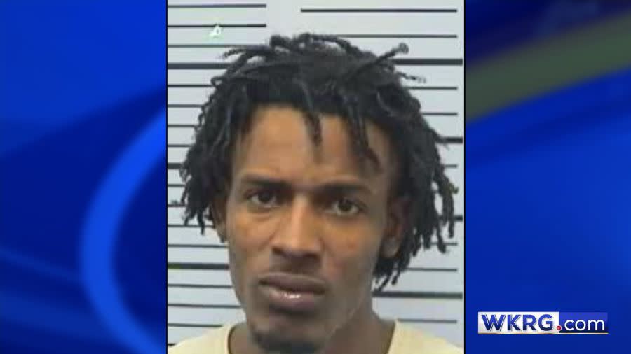 Kendarius Deontae Welch mug shot, placed on a blue background with the WKRG.com logo