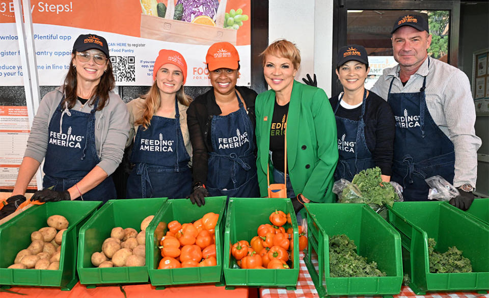 Bridget Moynahan, Lauren Bush Lauren, Phoebe Robinson, Claire Babineaux-Fontenot, Ellie Krieger and Liev Schreiber attend Feeding America hosts Hunger Action Day event at Food Bank for New York City's Harlem Community Kitchen on September 15, 2023 in New York City.