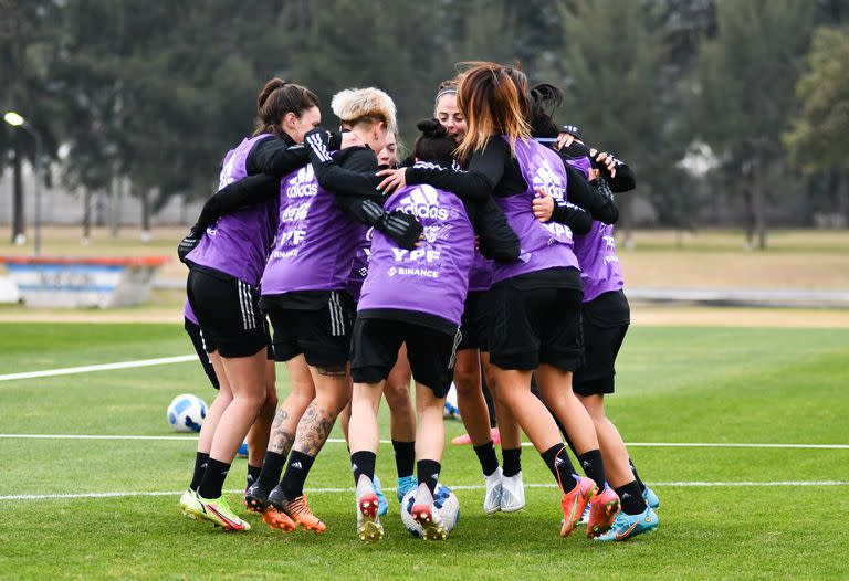 La selección argentina femenina, unida por el sueño de conseguir la Copa América