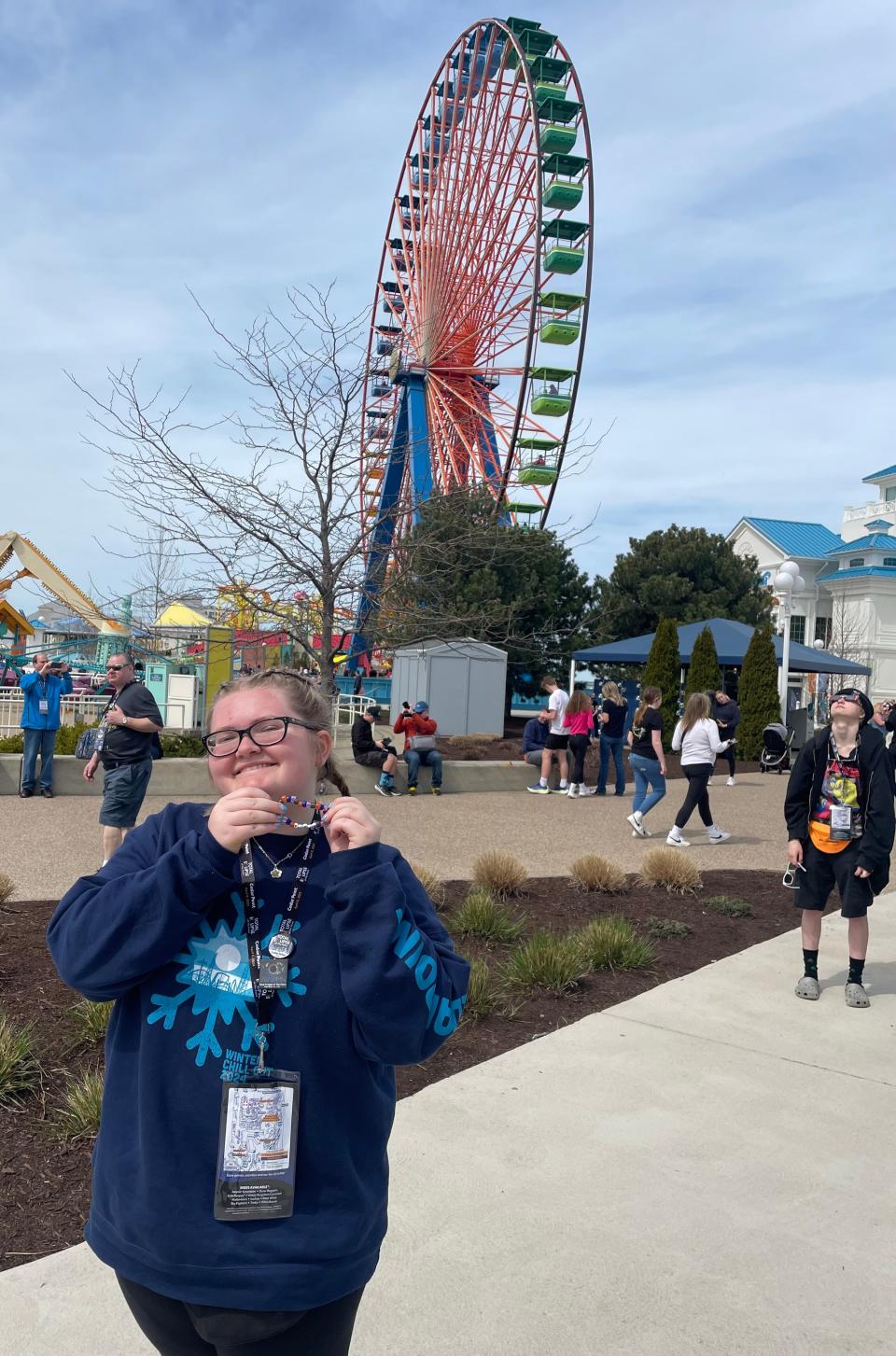 Kaitlyn LaPrade, 16, of Oregon, Ohio, made special friendship bracelets to mark Cedar Point opening for the eclipse.