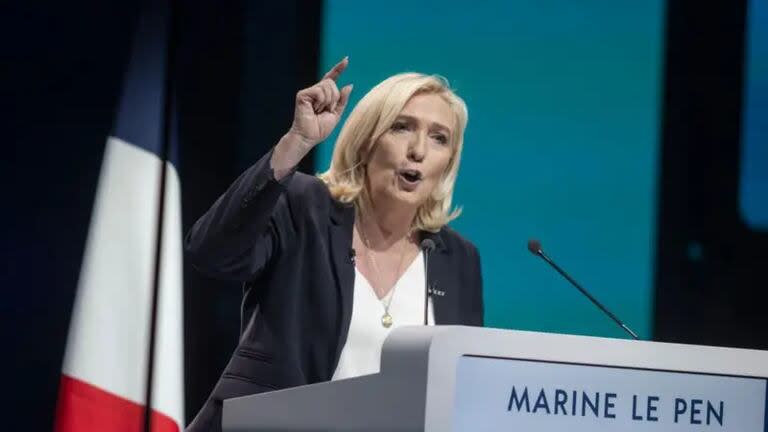 El partido Agrupación Nacional de Marine Le Pen duplicó los votos de Macron 