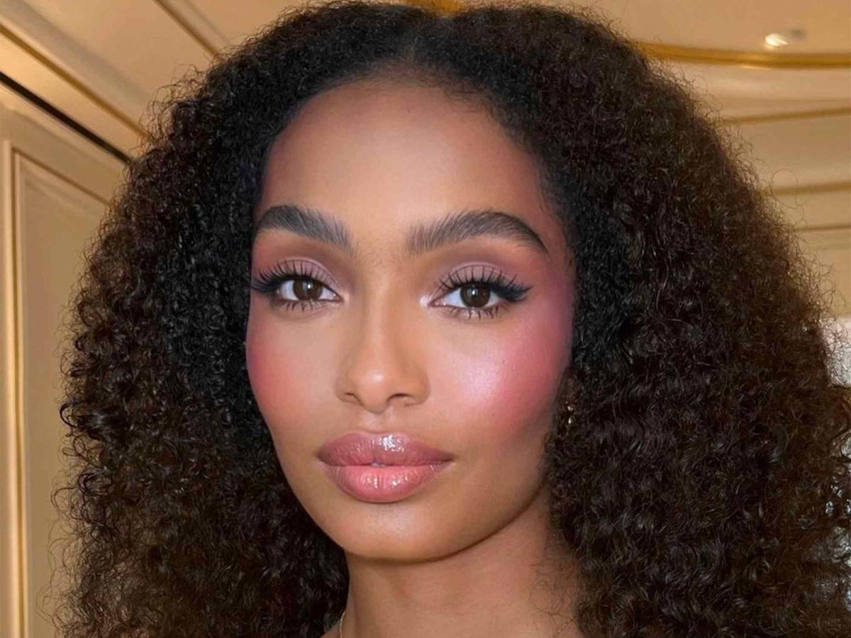 This Airbrushed Blush Technique Gives You Barbie Doll Cheeks