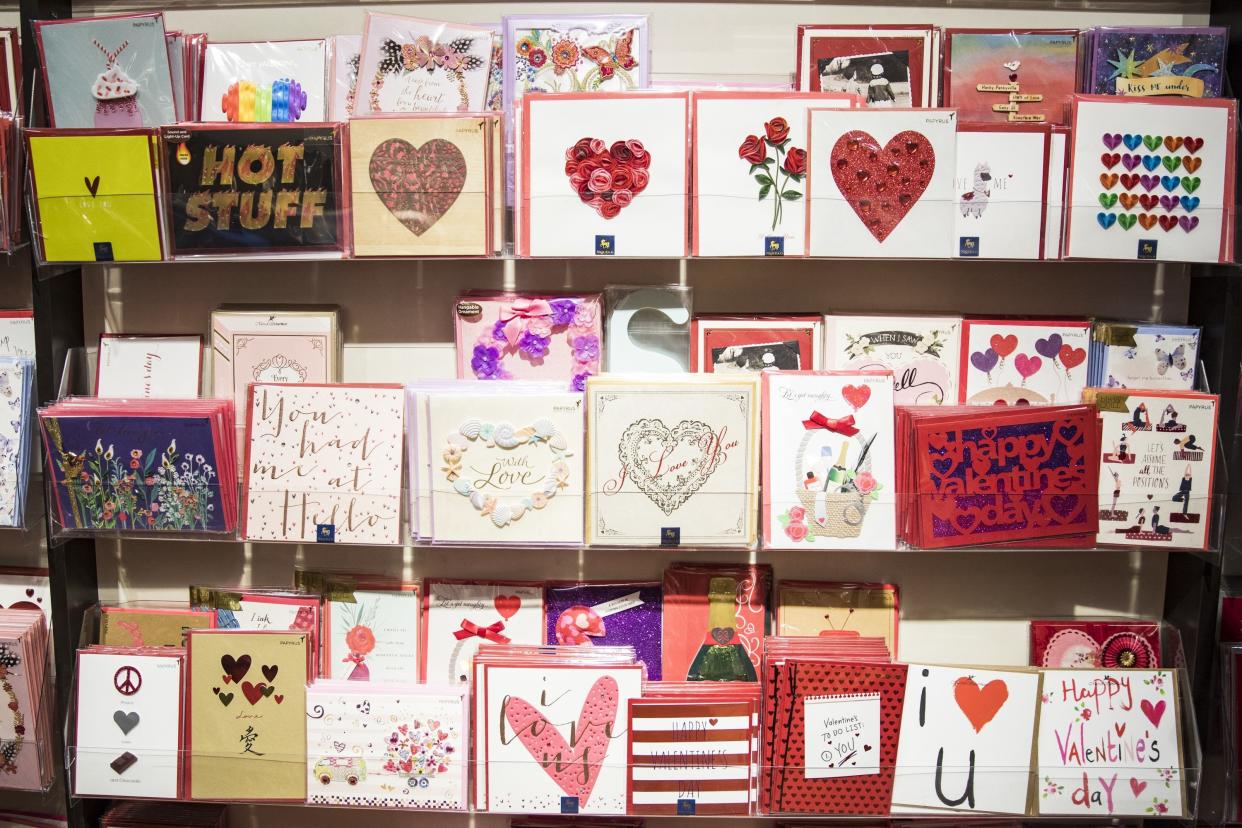 Valentine's Day cards on display in a store at Union Station in Washington, D.C. (Photo: Anadolu Agency via Getty Images)