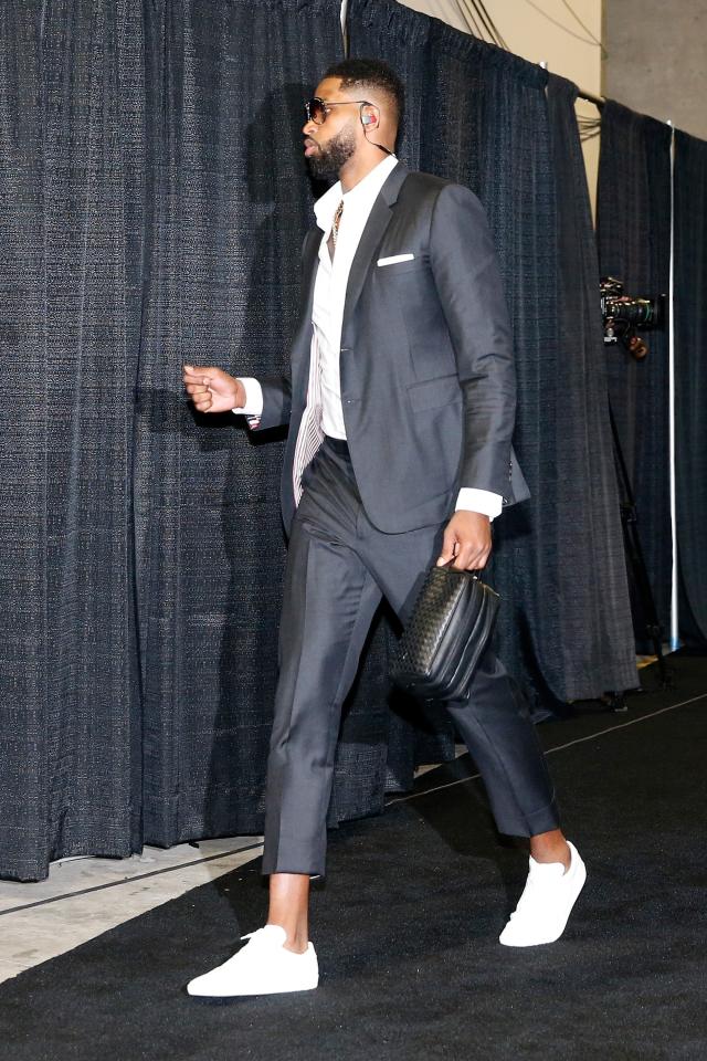 LeBron James made the Cavs wear matching Thom Browne suits before