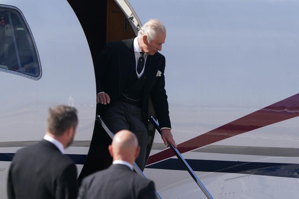 Prince Charles lands at Edinburgh Airport ahead of procession of mother’s coffin (Owen Humphreys/PA Wire)