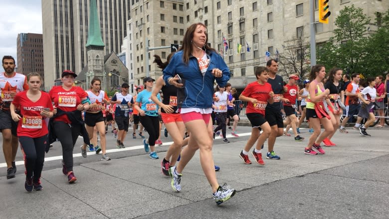 Thousands set to hit Ottawa-Gatineau's streets for today's marathon