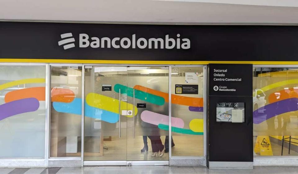 Horarios de bancos en Colombia. Foto: Valora Analitik