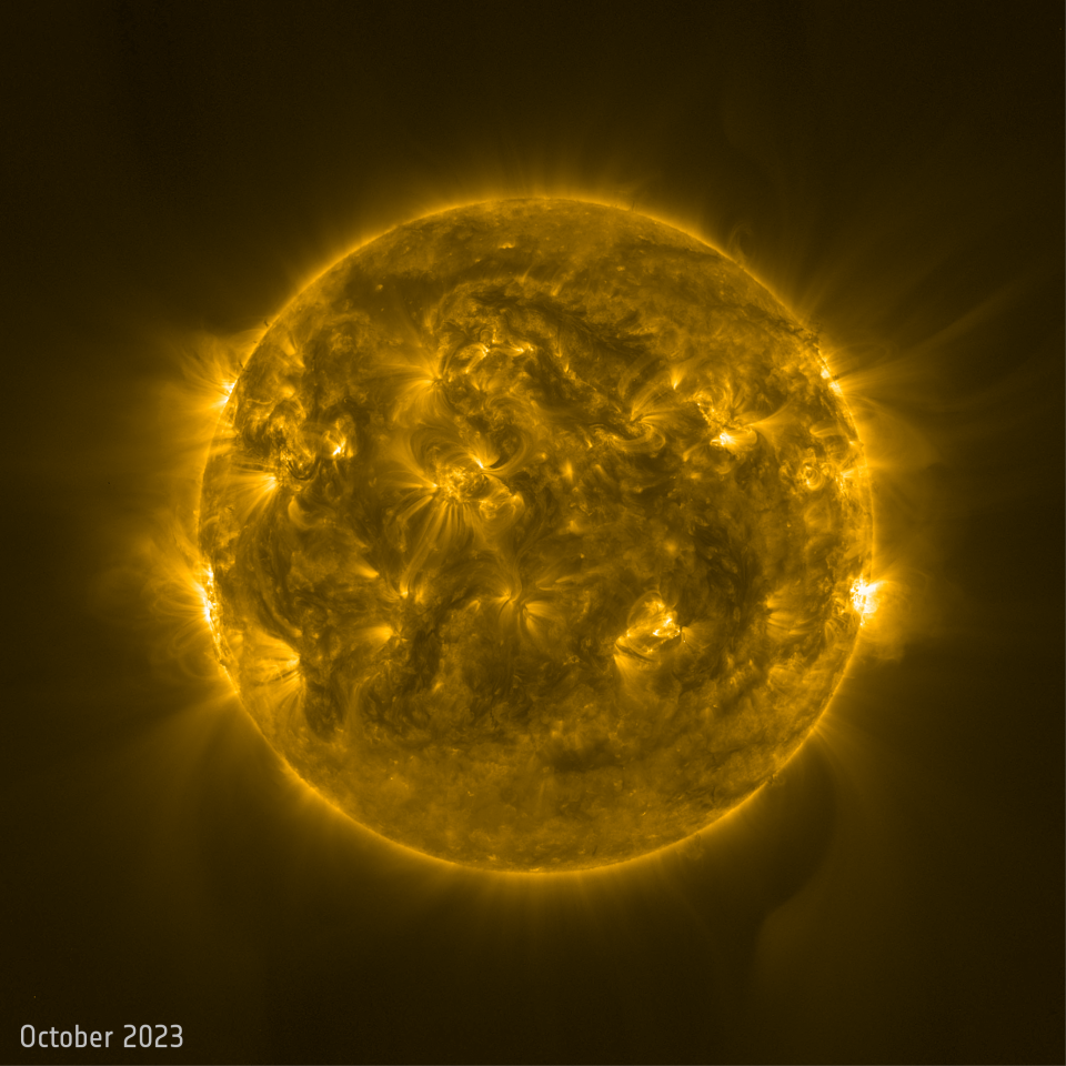 Die gelbe Farbe visualisiert die Aktivität der Sonne. (Bild: ESA)