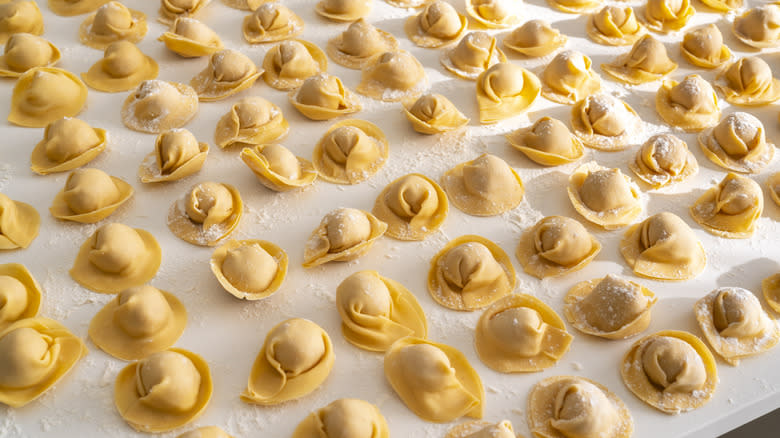 a large group of cappelletti