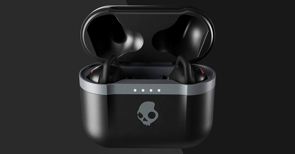 Los audífonos de SkullCandy en color negro - Imagen: Amazon México