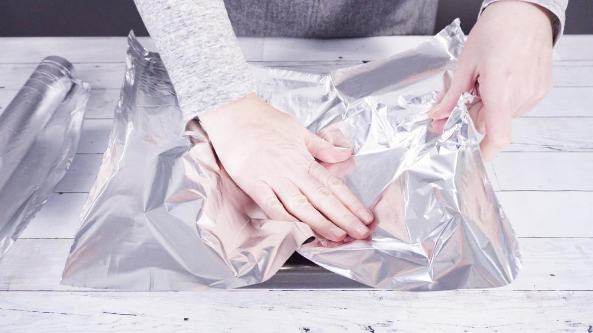 How to Line a Baking Pan with Aluminum Foil - David Lebovitz