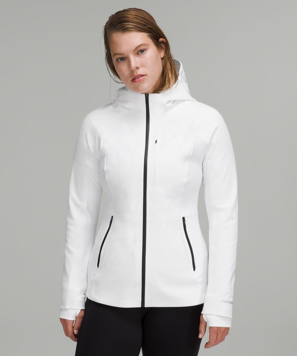 <p><a href="https://go.redirectingat.com?id=74968X1596630&url=https%3A%2F%2Fshop.lululemon.com%2Fp%2Fjackets-and-hoodies-jackets%2FCross-Chill-Jacket-RepelShell%2F_%2Fprod10641618&sref=https%3A%2F%2Fwww.runnersworld.com%2Fgear%2Fg38475139%2Fbest-reflective-running-jackets%2F" rel="nofollow noopener" target="_blank" data-ylk="slk:Shop Now;elm:context_link;itc:0;sec:content-canvas" class="link ">Shop Now</a></p><p>Cross Chill Jacket</p><p>lululemon.com</p><p>$198.00</p>