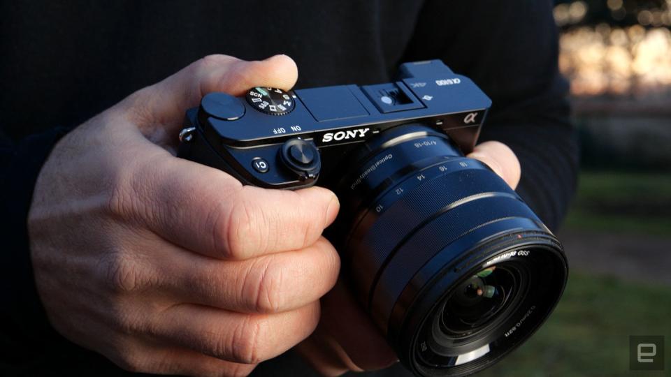 Sony A6100 mirrorless camera review