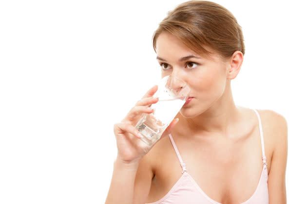 Wassertrinken hilft beim Abnehmen! (Bild: thinkstock)