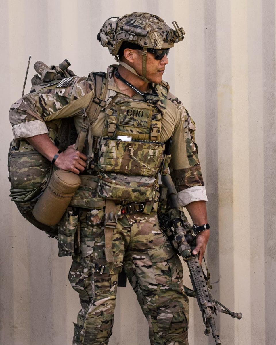 Une photo du SSG Cho, tireur d'élite de la 11ème division aéroportée.