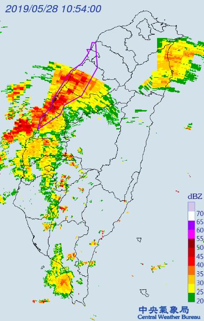 中央氣象局今（28）日稍早針對中部5縣市發布大雷雨即時訊息，將持續到11時45分。   圖：取自中央氣象局官網