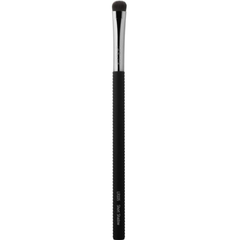 laruce-beauty-short-shadow-brush