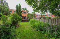 <p><span>22 Albertus Ave., Toronto, Ont.</span><br> There’s also ample space in the backyard for gardening or letting the kids run around.<br> (Photo: Zoocasa) </p>