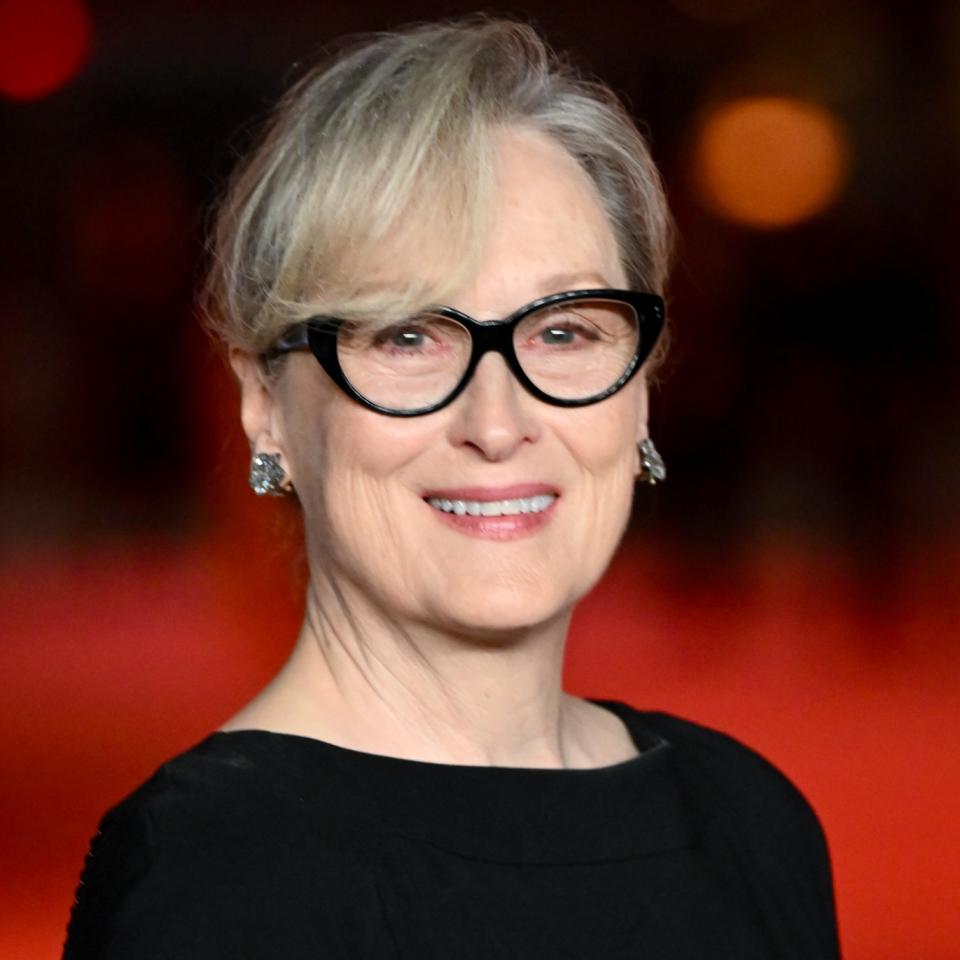 Meryl Streep Is Rumored To Be Dating Again—and Word On The Street Is It S One Of Her Famous Co Stars