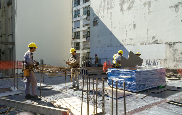 Materiales y mano de obra impulsaron el costo de la construcción en octubre