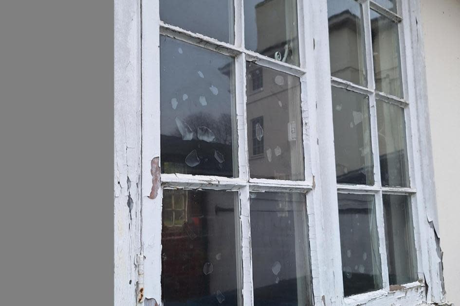 The Northern Echo: School windows in a state of disrepair