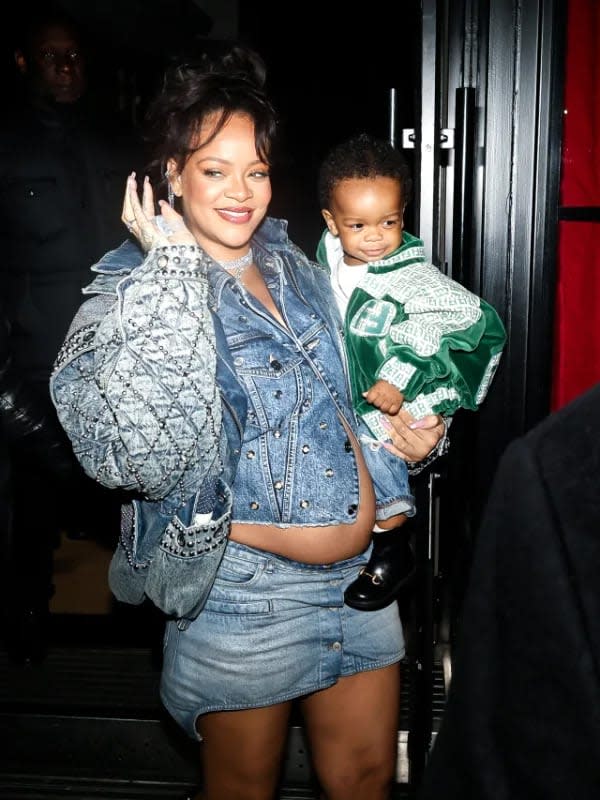 Rihanna con su bebé en la recta final de su segundo embarazo