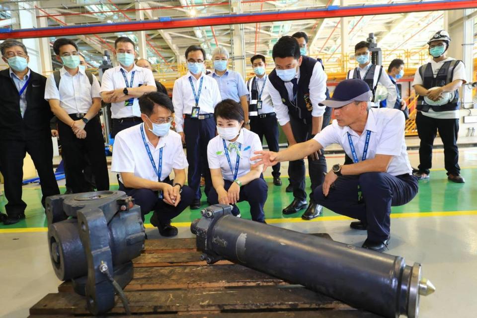 對於中捷試營運才第6天就發生列車故障問題，盧秀燕表示，捷運試營運是一種壓力測試，中捷公司、市府、廠商定會以最嚴謹態度解決問題。   圖：台中市府／提供