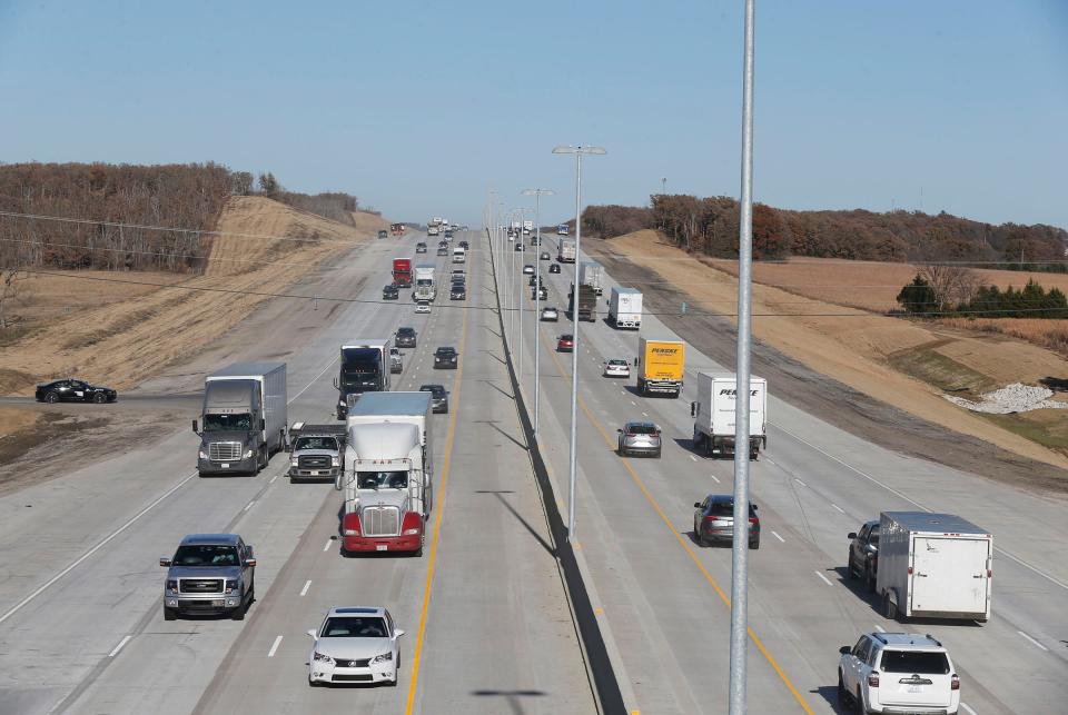 A planned expansion of the turnpike system in Oklahoma included expanding the Turner Turnpike (Interstate 44) to six lanes all the way from Oklahoma City to Tulsa. An expansion to six lanes, pictured here, was completed in the past few years.