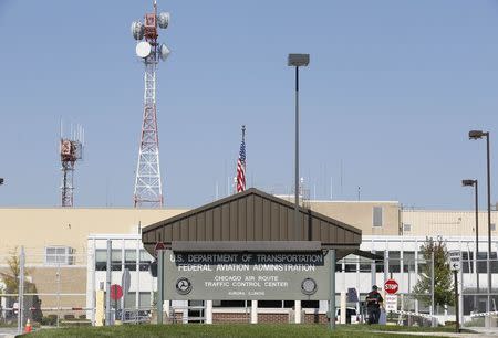 A view of an exterior of the U.S. Department of Transportation Federal Aviation Administration in Aurora, Illinois, September 26, 2014.REUTERS/Jim Young