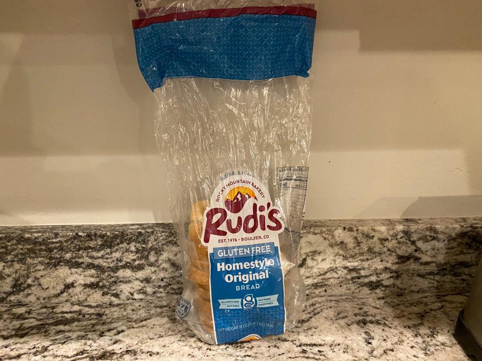 Rudi's homestyle original bread.