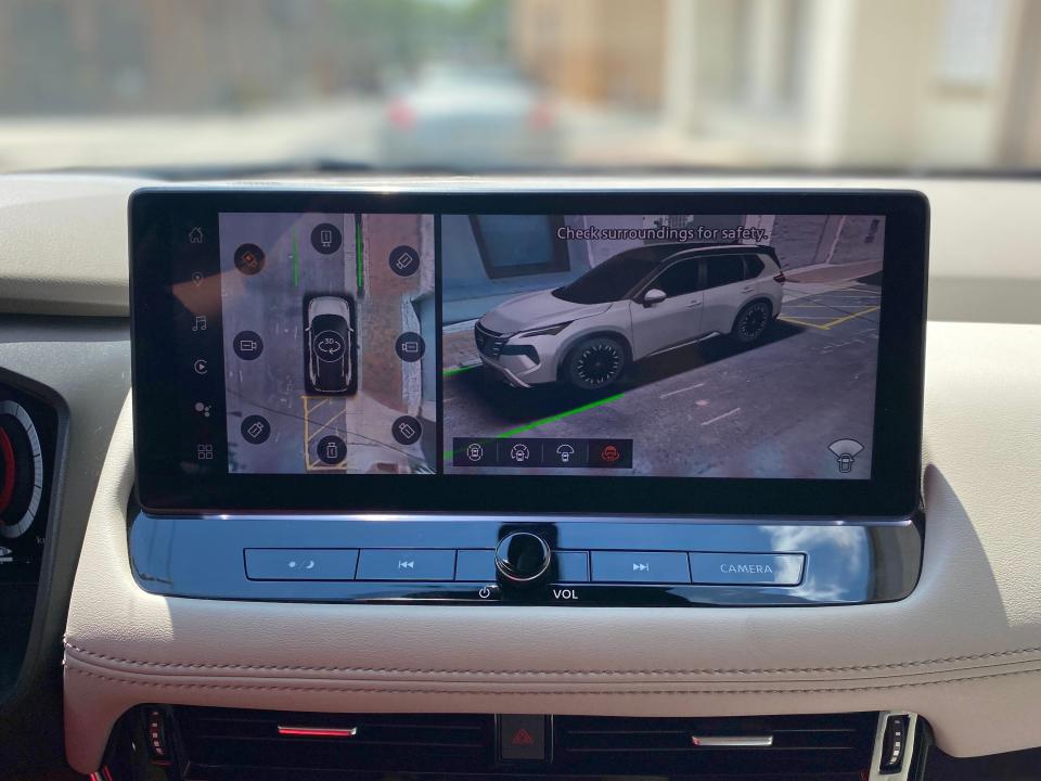 The 360-degree surround view camera on a 2024 Nissan Rogue SL SUV.