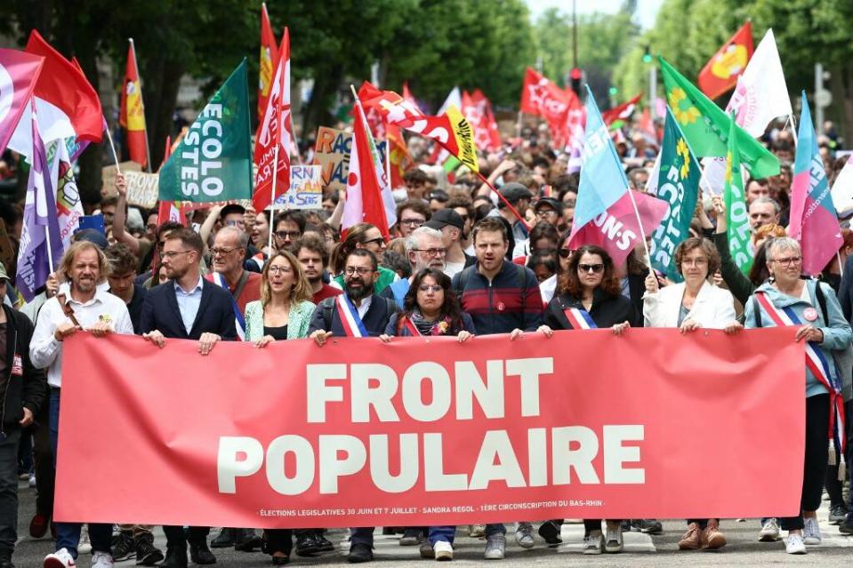 Des élus partisans du nouveau Front Populaire lors d’une manifestation contre l’extrême droite à Strasbourg le 15 juin 2024. 