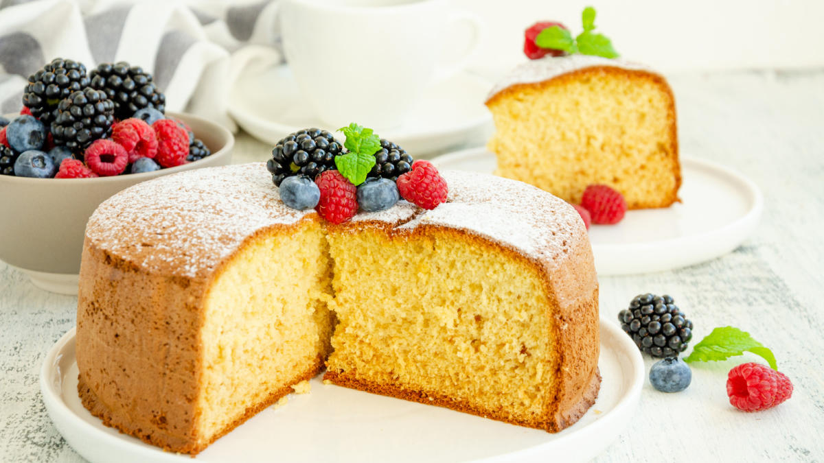 Why You Shouldn't Grease Your Sponge Cake Pan