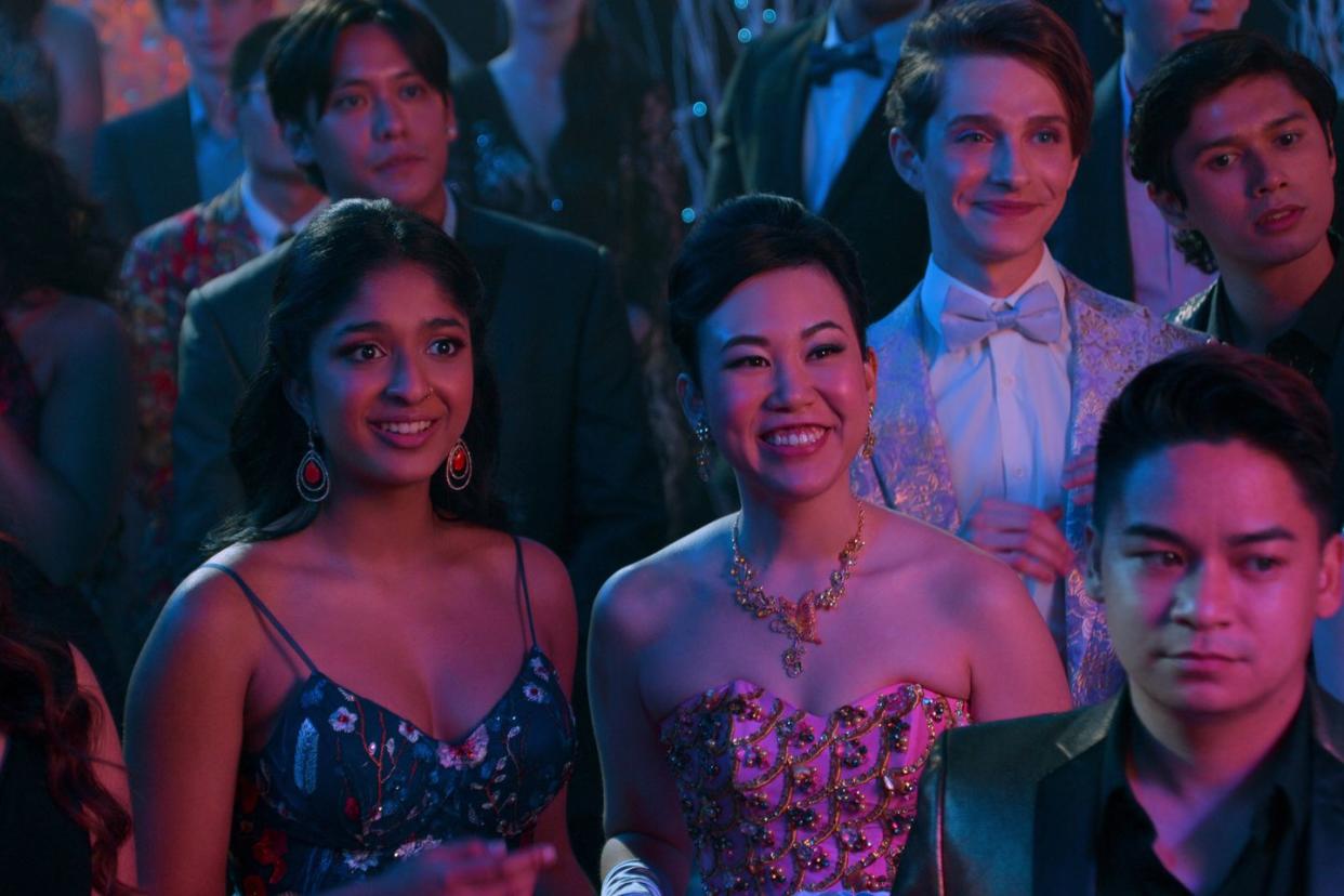 never have i ever l to r maitreyi ramakrishnan as devi vishwakumar and ramona young as eleanor wong in episode 210 of never have i ever cr courtesy of netflix © 2021