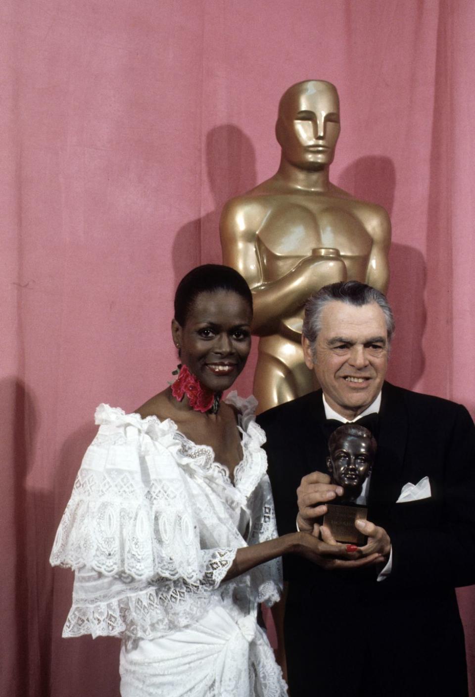 Cicely Tyson, 1977