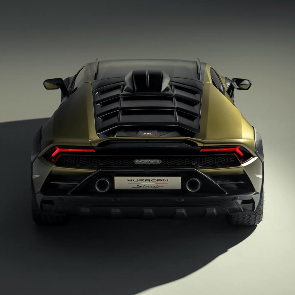 LAMBORGHINI_STERRATO_BRIGHT_04.jpg