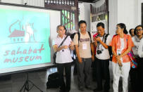 Blast from the past: History enthusiasts gather at Museum Prasasti to join Tanah Abang’s blast-from-the-past tour.