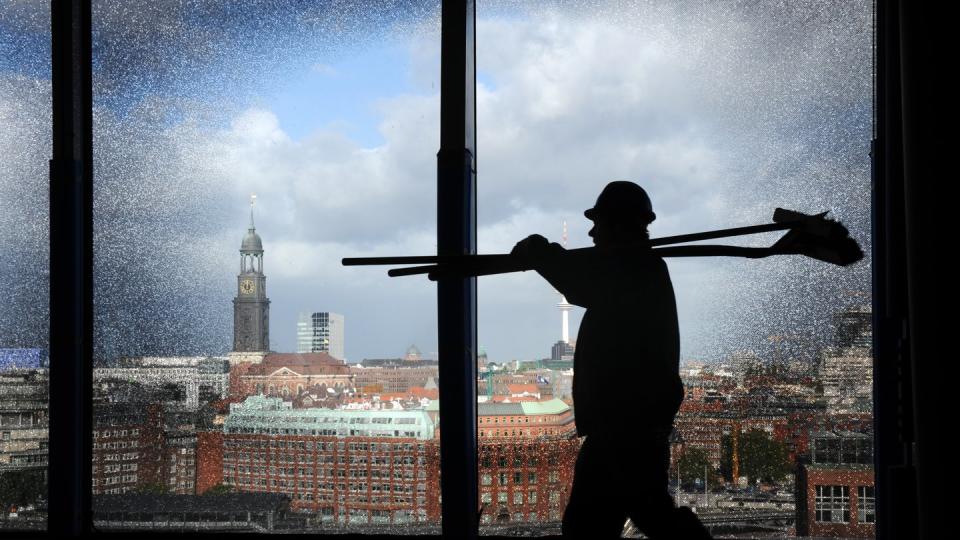 Erneut stieg die Zahl der Arbeitnehmer mit einem Plus von 1,4 Prozent auf 40,68 Millionen überdurchschnittlich. Foto: Marcus Brandt