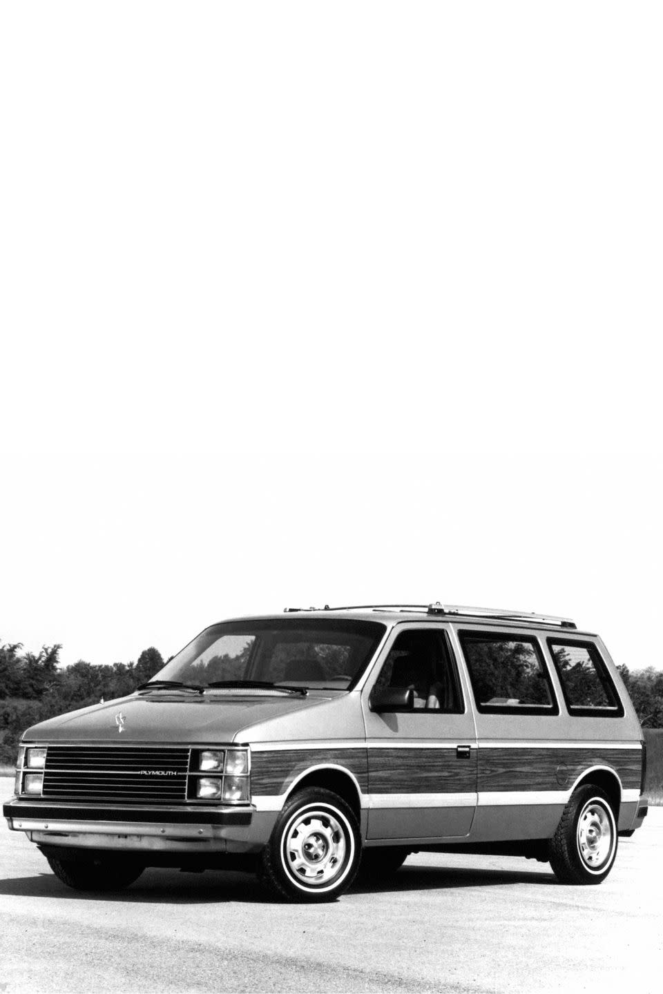 1984: Plymouth Voyager/Dodge Caravan