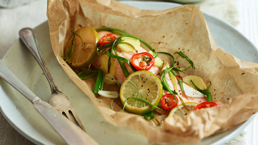 <p>Salmon on papillote with ginger and lime</p>