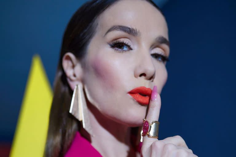 Natalia Oreiro es la conductora de ¿Quién es la máscara? el nuevo reality de Telefe (Foto Instagram @nataliaoreirosoy)