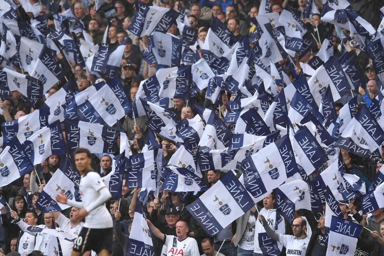 Ne surroundings: Tottenham will give a flag to every fan at Wembley: AFP/Getty Images